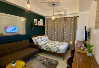 Corner Suite at Cool Suites has Balcony rooms