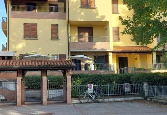 Casa Giulia allows 18 year olds to book a room