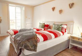 Sweet Room by Interlaken allows 18 year olds to book a room