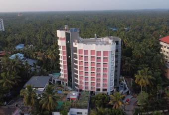 The Habitat Suites has Balcony rooms
