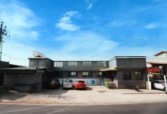 Kaizen Stays & Resto allows 18 year olds to book a room