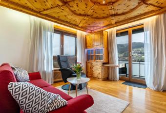 Fewo Panorama - Haus Sommerberg has Balcony rooms