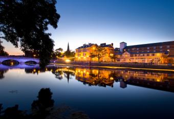 Bedford Swan Hotel and Thermal Spa allows 18 year olds to book a room