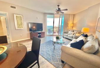 Coastal Oasis Retreat at The Palms of Destin! has rooms with a private hot tub