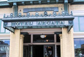 Hotel Arcata allows 18 year olds to book a room