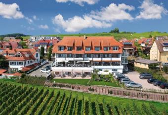 Hotel Hansjakob allows 18 year olds to book a room