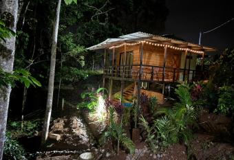 Caba  as Hermanos Solano has Balcony rooms