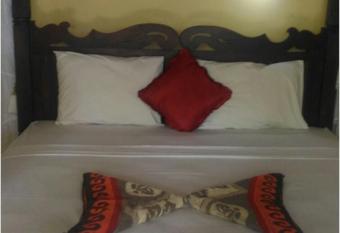 Warung Santa Fe and Bungalows has Balcony rooms