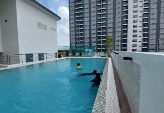 Homestay CyberSKI KITA IMPIAN, Musliem Only has Balcony rooms