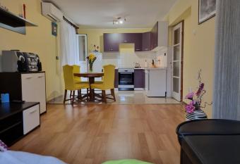 Apartment Sanja has Balcony rooms