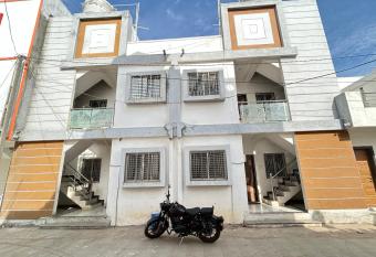 Narmada home stay has Balcony rooms