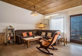 Ferienwohnung Frechehof 136 qm has Balcony rooms