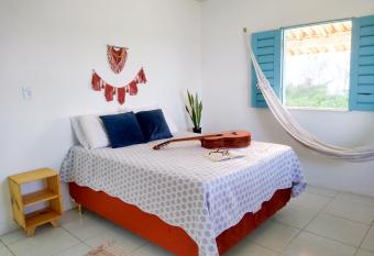 Casinha Estrela do Mar o Oceano aos seus P  s allows 18 year olds to book a room