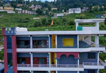 Hotel Jai Guru has Balcony rooms