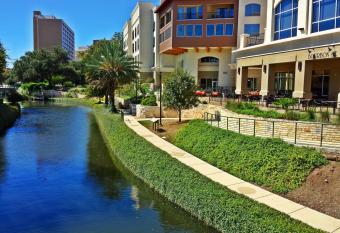 Wyndham Garden River Walk Museum Reach has Balcony rooms