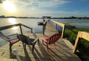 Lake Pearl House has Balcony rooms