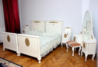 Mosaico Alfetta Hostel allows 18 year olds to book a room