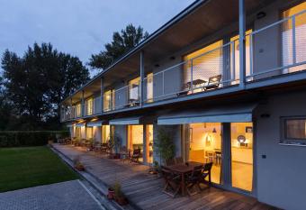 Vlnka Apartments has Balcony rooms