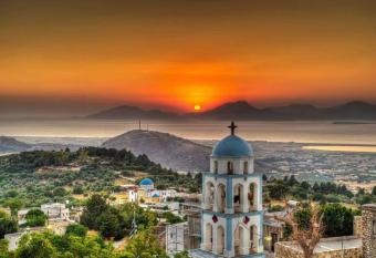 Seaview Villa has Balcony rooms