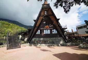 Melnitsa Mini Hotel has Balcony rooms