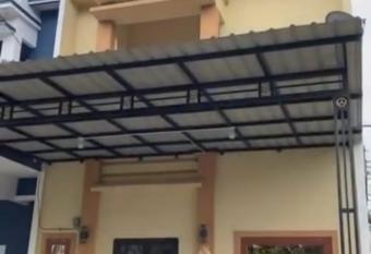 VILLA BRASTAGI SINABUNG VIEW has Balcony rooms