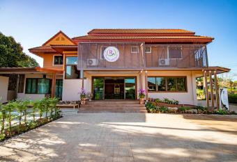 Ratana Boutique Resort - Mae Phim has Balcony rooms