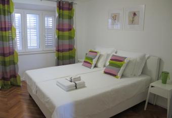 Fiorino Rooms Kor  ula allows 18 year olds to book a room