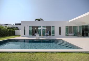 Villa Arto - Pool Villa, Hua Hin has Balcony rooms