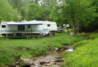 Dark Ridge Hideout allows 18 year olds to book a room