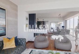 Hotel maravilla allows 18 year olds to book a room