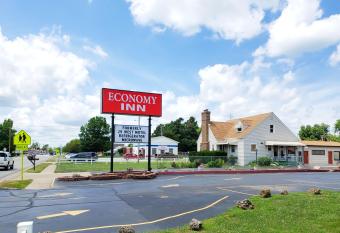 Economy Inn allows 18 year olds to book a room