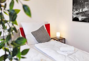 Ruhe und Komfort in Magdeburg has Balcony rooms