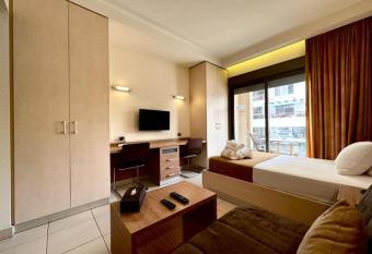 Karl s Single Room with Gym and Bar allows 18 year olds to book a room