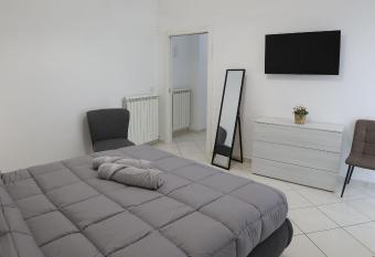 La casa dei nonni has Balcony rooms