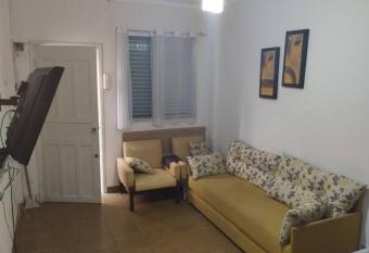 Canto do Forte Apto t  rreo allows 18 year olds to book a room