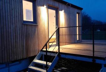 Au p tit pr   des salers has Balcony rooms