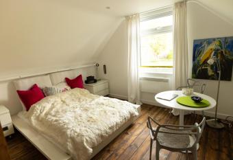  Lady Hall  Guest House allows 18 year olds to book a room