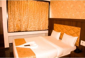 New Arvind Residency By Glitz Hotels allows 18 year olds to book a room