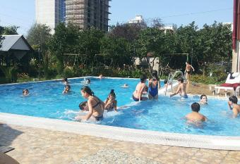 Kvariati Grand Guest House has Balcony rooms