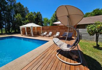 habitaciones con piscina en tinguiririca san fernando has Balcony rooms