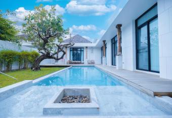       3                         has Balcony rooms