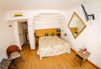 Apart Hotel Sonoma allows 18 year olds to book a room