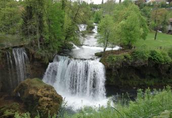 Apartment Ante has Balcony rooms