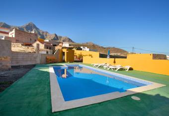 Villa Paraiso Aldeano 2 has Balcony rooms