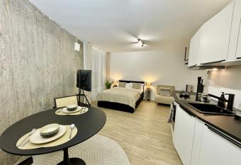 Bunker-Studio Zentral Business Messe has Balcony rooms