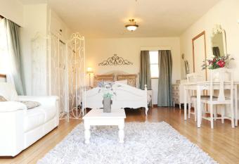 Room for Two has Balcony rooms