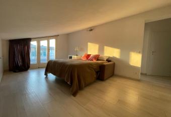 Casa San Marco has Balcony rooms