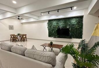 Grove Forest has Balcony rooms