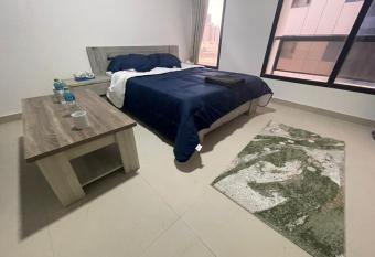 Heart of Abu Dhabi - Elite Community allows 18 year olds to book a room