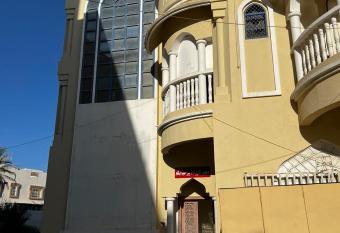 Viva Hostel Group Nizwa allows 18 year olds to book a room